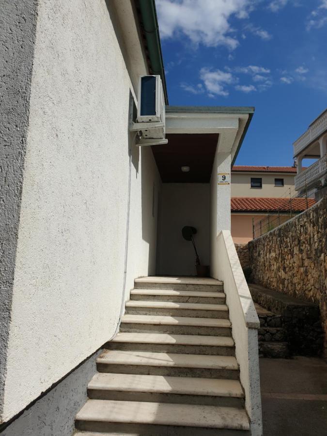 Two Olives Βίλα Vrbnik  Εξωτερικό φωτογραφία
